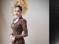 7 Potret Selebriti Pakai Suntiang Saat Nikah, Nikita Willy hingga Hanggini