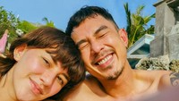 Masalah tersebut mencuat usai Dahlia Poland curhat soal dirinya yang menemukan chat sang suami dengan seorang perempuan yang dipanggil Cha. (Foto: Instagram @dahliachr)