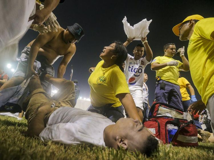 Potret Tragedi Sepakbola Mematikan di El Salvador, 12 Suporter Tewas