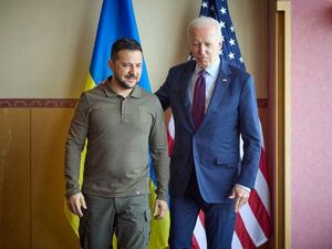 Zelensky dan Biden Bahas Pemberontakan Pasukan Wagner di Rusia