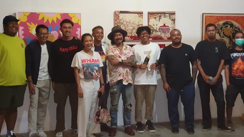 Enam seniman pameran seni bertajuk 