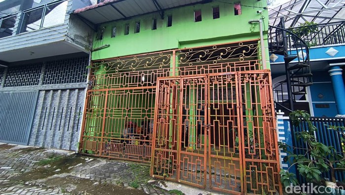 Suasana rumah yang dihuni Mahira Dinabila (19), di Komplek Rivera, Kecamatan Medan Amplas, Kota Medan, Senin (22/5/2023).