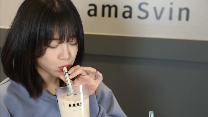 YouTuber Tzuyang minum 7 liter boba