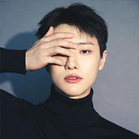 Mantan personel grup KPop X1, WOODZ juga menjadi bagian dari anggota band militer. Pemilik nama asli Cho Seung Youn itu akan keluar dari kamp pada 21 Juli 2025. Foto: Dok. EDAM Entertainment