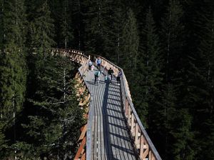 Polandia Punya Skywalk Sepanjang 1.300 Meter di Tengah Pegunungan