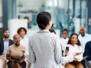 Public Relation Adalah Hubungan Masyarakat, Ketahui Fungsi dan Tugasnya