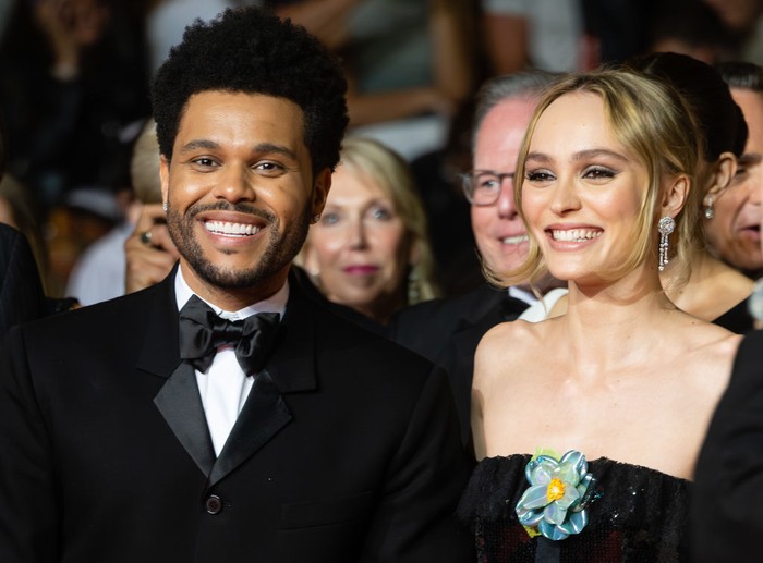 5 Pose Lily-Rose Depp dan The Weeknd Jadi Sorotan CANNES, FRANCE - MAY 22: Lily-Rose Depp and Abel Makkonen Tesfaye, The Weeknd attend the