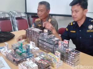 Tok! Penjual Rokok Ilegal Keliling di Klaten Didenda Rp 8,5 Juta