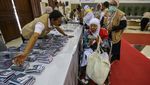 Calon Jamaah Haji Tiba di Asrama Pondok Gede Jakarta