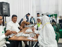 Jemaah Haji Aceh Kloter 1 Pulang 15 Juni