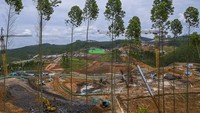 Luas kawasan IKN sekitar 56.000 hektare dengan luas total pengembangan 256.000 hektare atau empat kali lebih besar dari Jakarta. Sementara itu, dari 256.000 total luas pengembangan kawasan IKN, sebanyak 6.600 hektare di antaranya adalah kawasan inti pusat pemerintahan (KIPP). Hingga 2024 mendatang pemerintah akan fokus membangun kawasan inti pusat pemerintahan (KIPP) seluas 900 hektare terlebih dulu di lokasi IKN.   