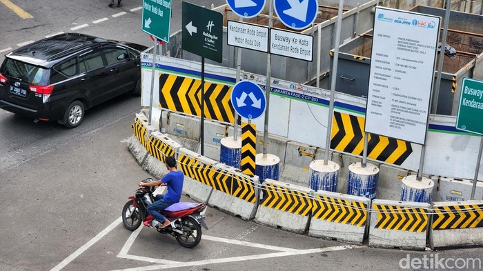 Ekonom dari Bank Mandiri memprediksi pertumbuhan ekonomi RI Kuartal II/2023 akan tumbuh lebih ekspansif. Pertumbuhan ekonomi diprediksi tumbuh 5,07 Persen.