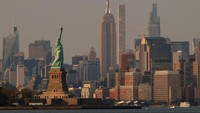 Para ilmuwan mengungkapkan ada sekitar 1.084.954 bangunan di lima wilayah kota New York. Beratnya pun fantastis yaitu sekitar 762 miliar kilogram.