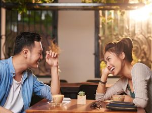 7 Contoh Percakapan Bahasa Batak dengan Pacar