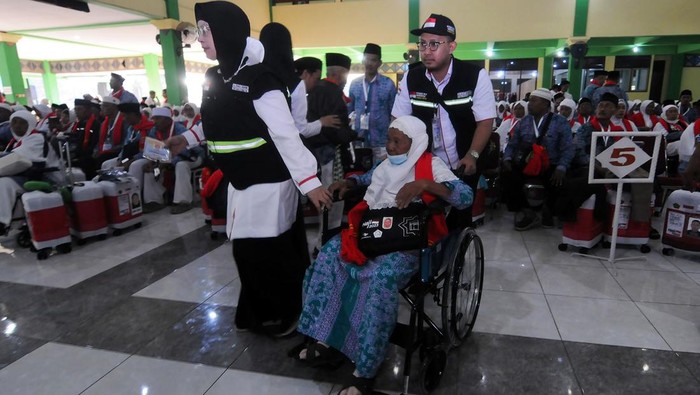 Jemaah calon haji Embarkasi Solo telah tiba di Asrama Haji Donohudan, Boyolali, Jateng, Selasa (23/5/2023).