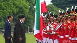 Momen Jokowi Sambut Kedatangan Presiden Iran di Istana Bogor