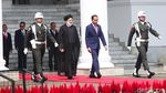 Momen Jokowi Sambut Kedatangan Presiden Iran di Istana Bogor