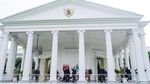 Momen Jokowi Sambut Kedatangan Presiden Iran di Istana Bogor