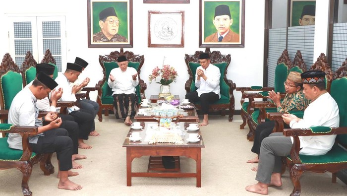 Kapolres Jombang sowan ke para kiai