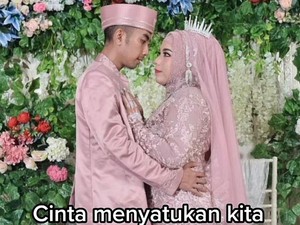 Kisah Cinta Muridku Jadi Suamiku: Sempat Pro dan Kontra, Kini Punya 5 Anak