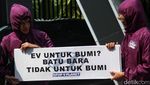 Kpopers Aksi di Stasiun Pengisian Mobil Listrik, Ada Apa?