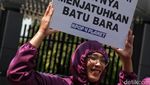 Kpopers Aksi di Stasiun Pengisian Mobil Listrik, Ada Apa?
