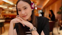 Bagaimana tidak, harga tiket kategori termurah CAT 8 yang semula seharga Rp 800 ribu ia jual dengan harga Rp 1,6 juta. (Foto: Instagram @lyciejo)