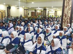 5 Etika Keberangkatan Seorang Wanita saat Menunaikan Ibadah Haji