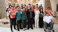 Mikha Tambayong diperkenalkan sebagai Tenaga Ahli pada momen pelepasan Timnas Baseball Putri yang akan mengikuti kejuaraan BFA Womens Baseball Asian Cup di Hong Kong. Foto: Instagram Mikha Tambayong