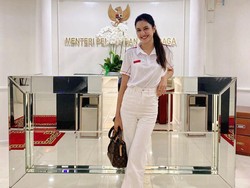 7 Potret Terbaru Mikha Tambayong yang Kini Jadi Tenaga Ahli Kemenpora