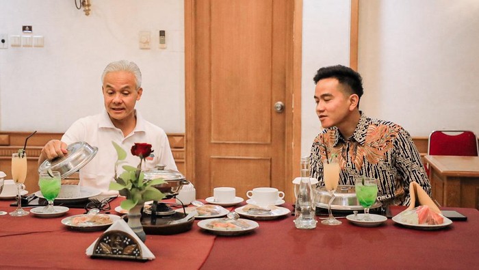 Momen Ganjar dan Gibran Makan Malam