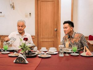 Momen Makan Malam Gibran dan Ganjar di Solo