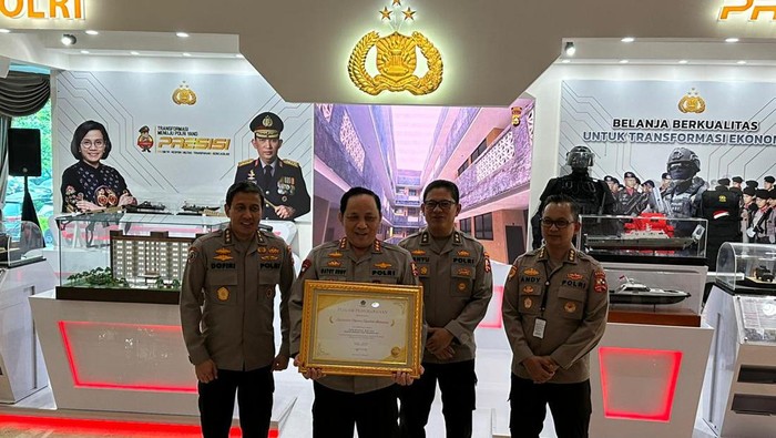 Polri meraih penghargaan dari Kemenkeu atas kinerja anggaran terbaik tahun 2022. Polri menempati posisi ketiga setelah Kemenkeu dan Kemenkumham. (dok ist)