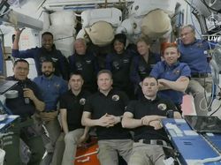 Potret Astronot Perempuan Arab Saudi Pertama yang ke Luar Angkasa