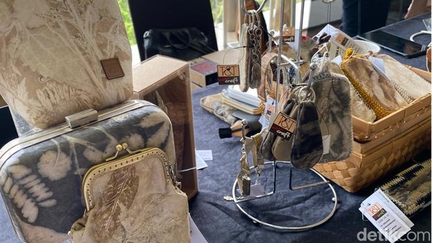Produk kerajinan T&T Pernik Craft.