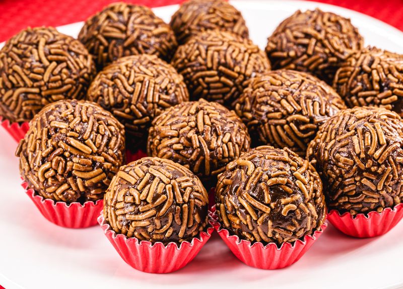 Resep Bola-bola Cokelat Legit ala Brasil