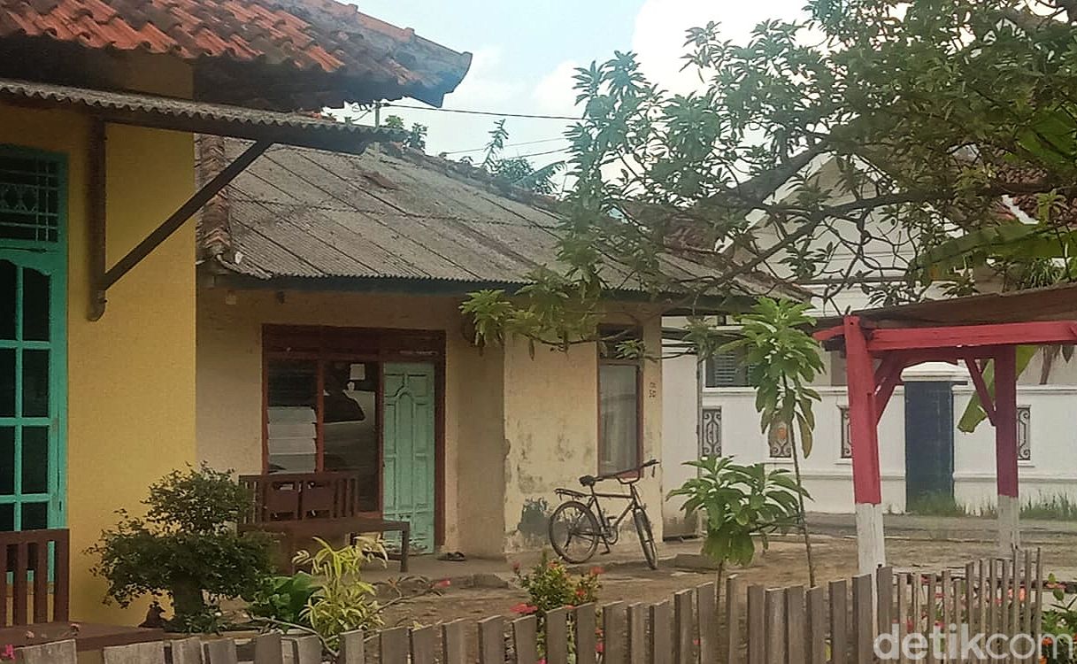 Rumah Surono yang dijadikan alamat perusahaan pemenang tender proyek jalan.