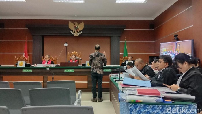 Sidang kasus korupsi PT Air Manado Rp 55,9 miliar. Trisno Mais/detikcom