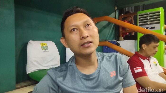 Sony Dwi Kuncoro saat menghadiri pertandingan BNI Sirnas A Jawa Timur yang dihelat di GOR Soedirman Surabaya