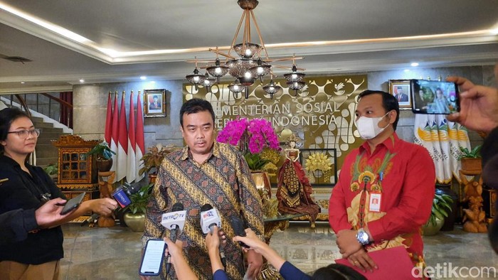Stafsus Menteri Sosial (Mensos) bidang Komunikasi dan Media Massa, Don Rozano Sigit Prakoeswa (Annisa Aulia Rahim/detikcom)