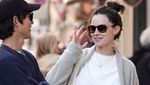 Jalan Bareng Song Joong Ki di Roma, Baby Bump Katy Louise Saunders Terekspos