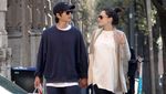 Jalan Bareng Song Joong Ki di Roma, Baby Bump Katy Louise Saunders Terekspos