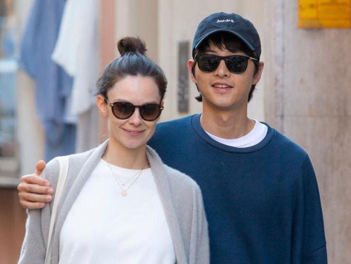 ROME, ITALY - APRIL 19: Song Joong-ki and Katy Saunders are seen on April 19, 2023 in Rome, Italy. (Photo by MEGA/GC Images)