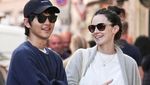 Jalan Bareng Song Joong Ki di Roma, Baby Bump Katy Louise Saunders Terekspos
