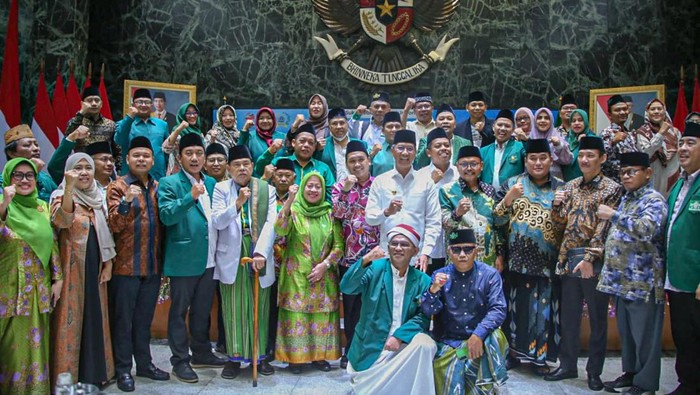 Acara halalbihalal PWNU DKI Jakarta dengan Pj Gubernur DKI Heru Budi.