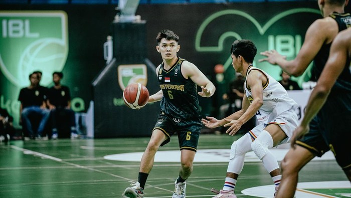 Bima Perkasa Jogja menang di laga pembuka Seri VI IBL 2023 di Gor Amongraga, Rabu (24/5/2023).