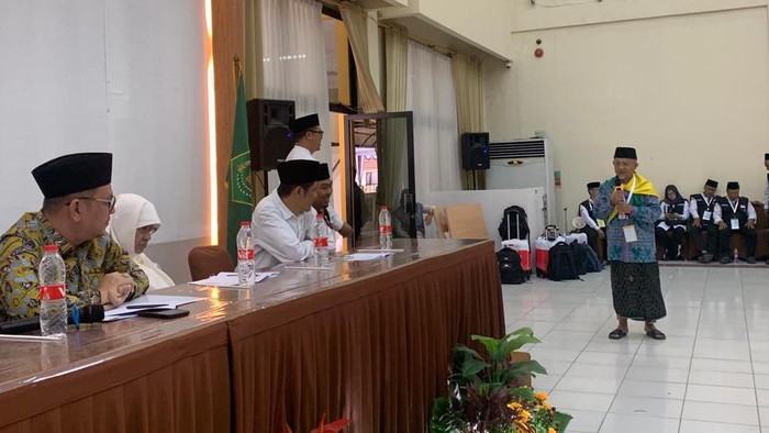 Jemaah haji curhat soal biaya ke Pimpinan Komisi VIII DPR (Mulia-detikcom)