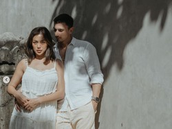 7  Foto Pemotretan Mesra Jessica Iskandar & Suami, Hidung Barunya Curi Atensi