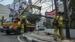Dinas Bina Marga DKI Pangkas Kabel Semrawut
