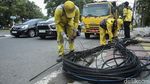 Dinas Bina Marga DKI Pangkas Kabel Semrawut